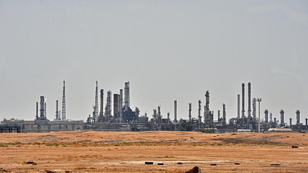 Почему изменяется Саудовская Аравия экспорт нефти