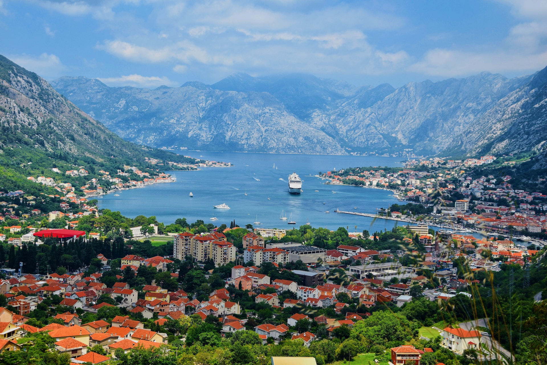 Черногория изменила налог на покупку жилья