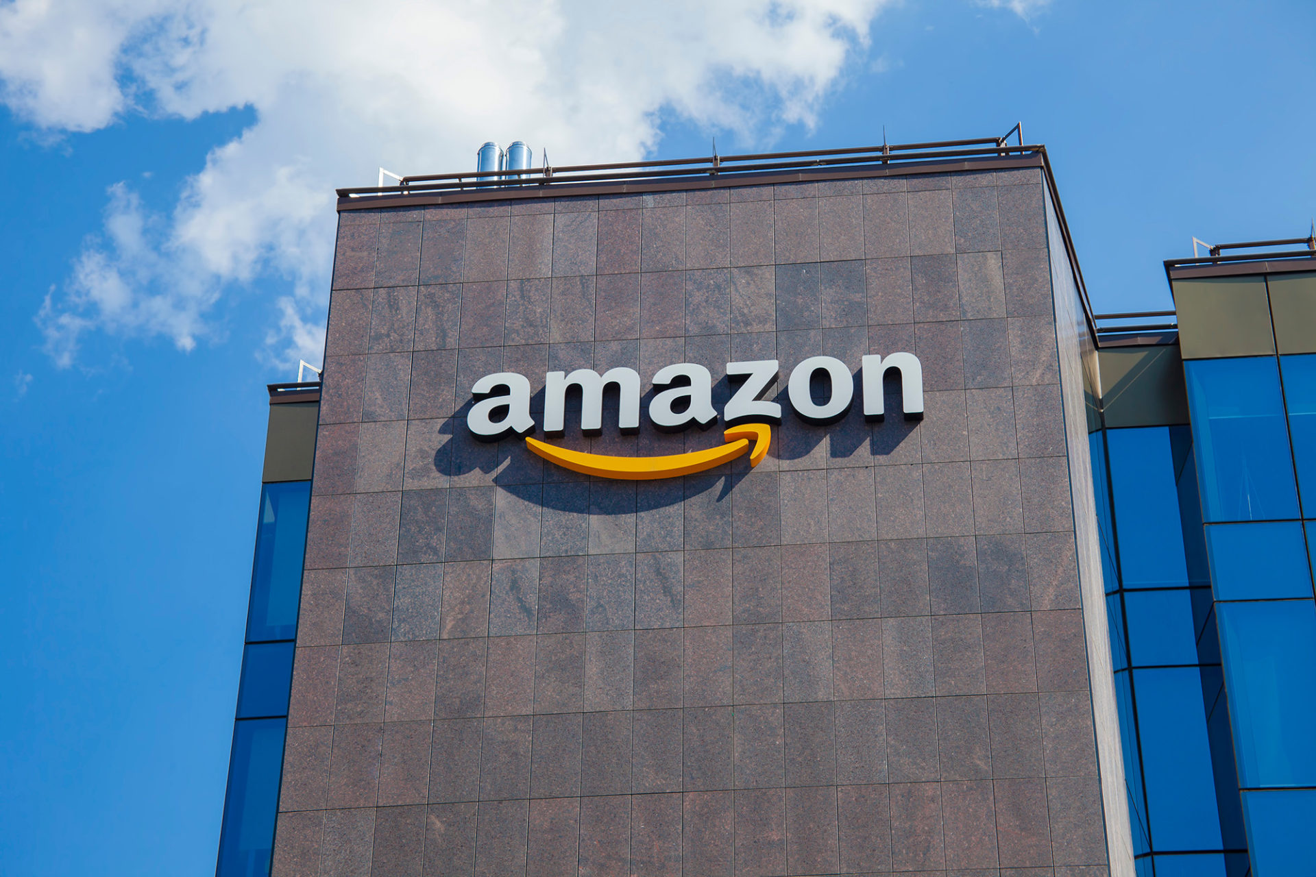 Инвестиционный фонд Amazon расширяет сферу деятельности