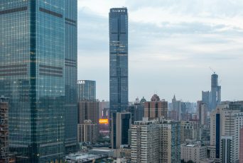 Как инвестировать в недвижимость и получать стабильный доход